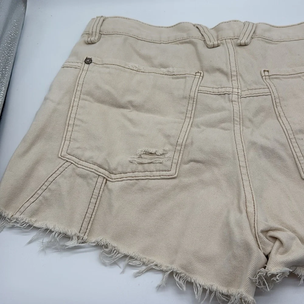 Free People Now or Never Denim Cream Shorts Size 28